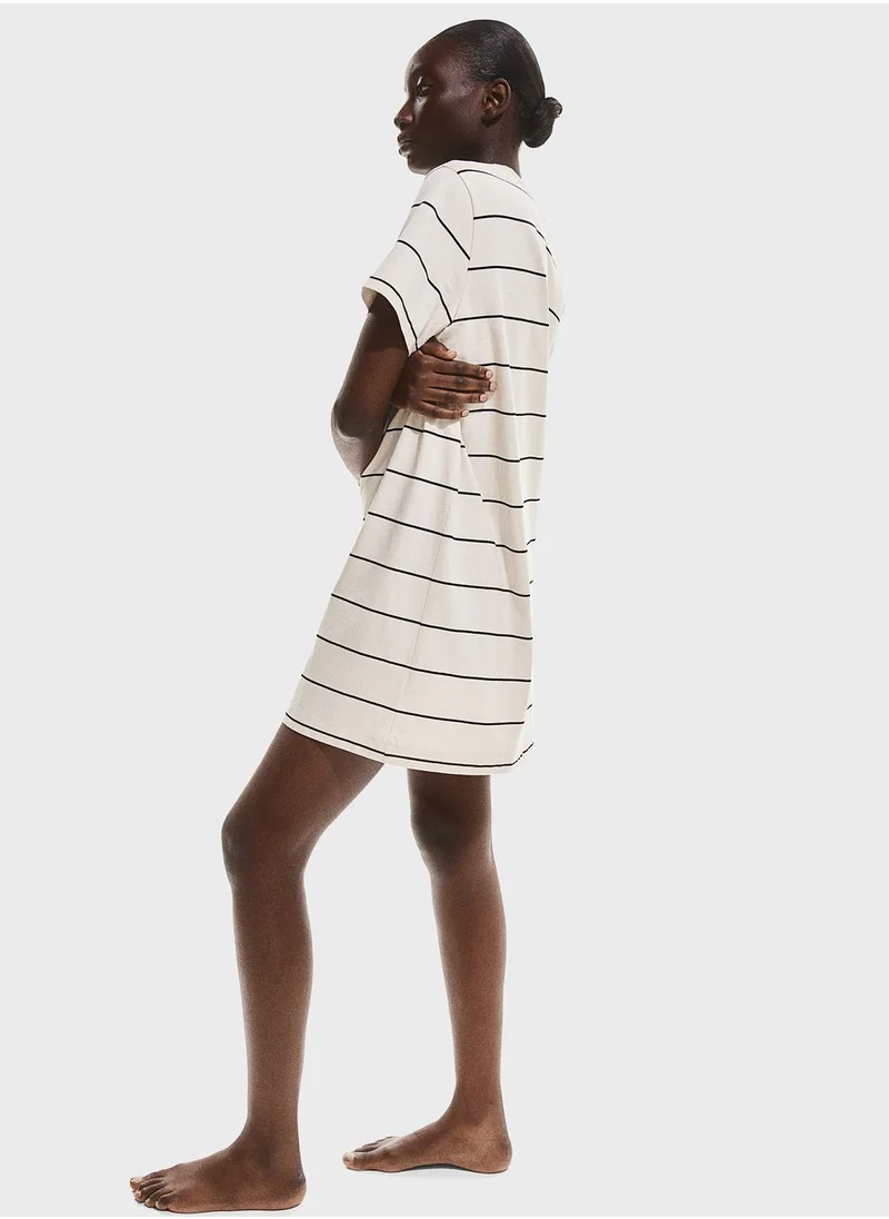 H&M Crew Neck Striped T-Shirt Dress