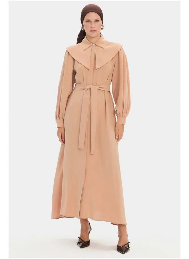 جون June Women Straight Cut Baby Neck Balloon Sleeve Dress Tan