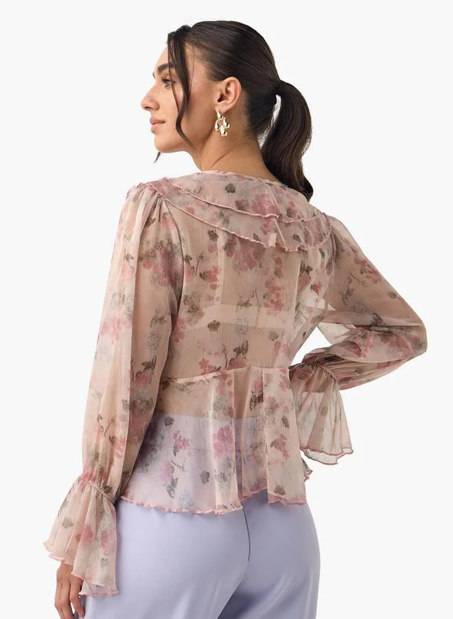 تواكستريمز بلوزة بطبعة كاملة بياقة على شكل حرف وكشكشة