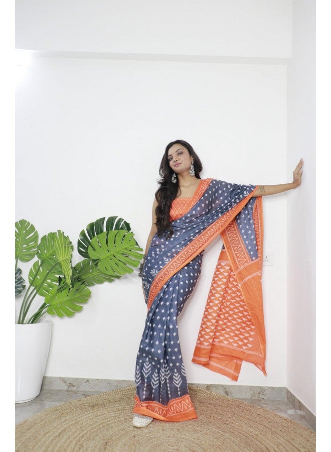 RADHA LAKSHMI ساري نسائي من RADHA LAKSHMI قطن ناعم نقي بطباعة إيكات يدوية مع قطعة بلوزة، رمادي دهمكيتو - Image 3
