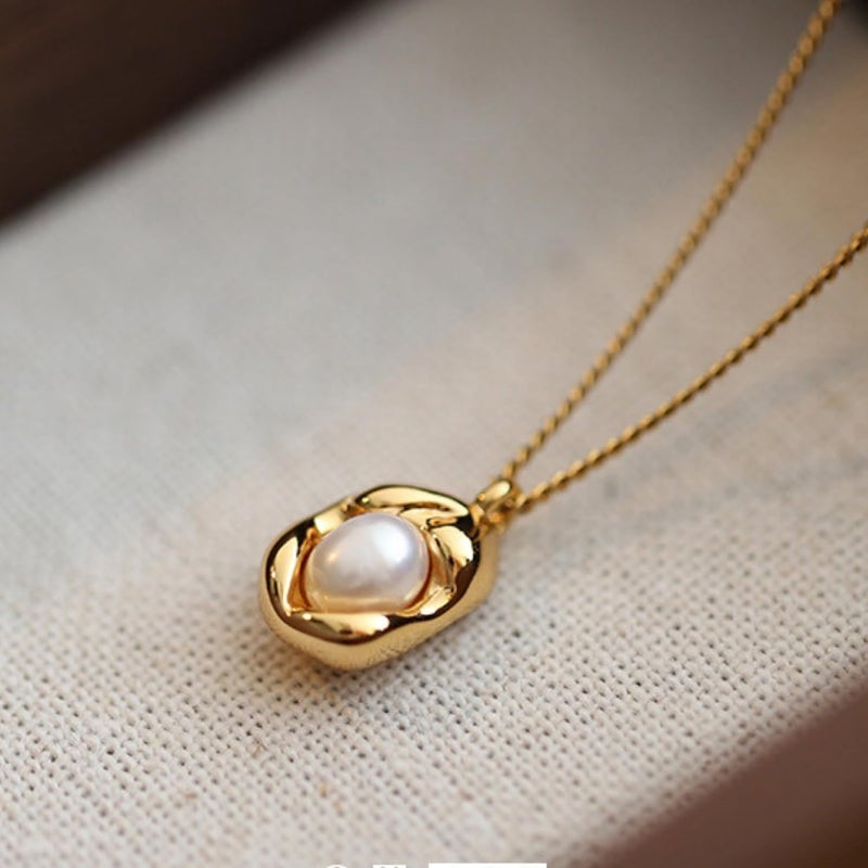 MONOZO pendant chain for women girls Love anti tarnish stainless steel Necklace stylish Neck Chain | Modern Design | Birthday Anniversary gift Valentine Accessories - Image 4