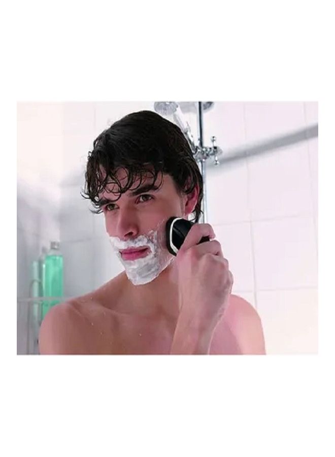 Philips AT610 Electric Shaver Black - Image 4