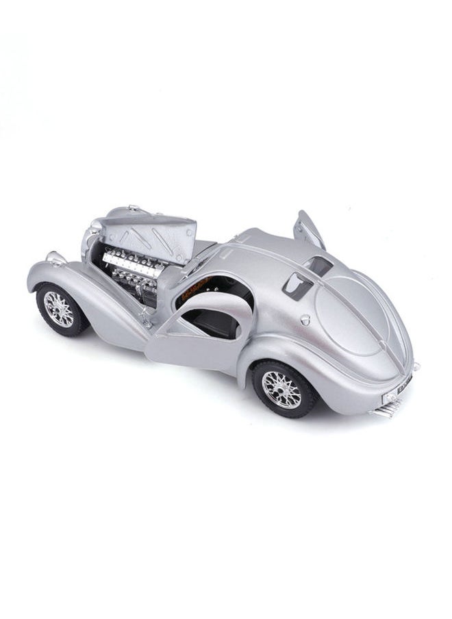 Bburago - Bugatti Atlantic RHD (Right Hand Drive) Silver Metallic 1:24 Diecast Model Car - Image 1