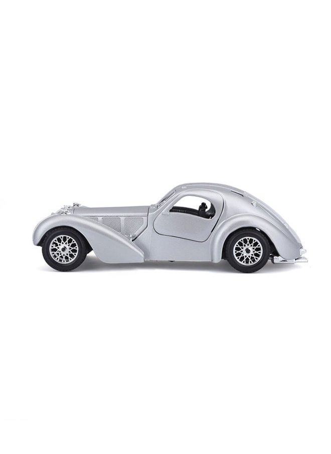 Bburago - Bugatti Atlantic RHD (Right Hand Drive) Silver Metallic 1:24 Diecast Model Car - Image 1