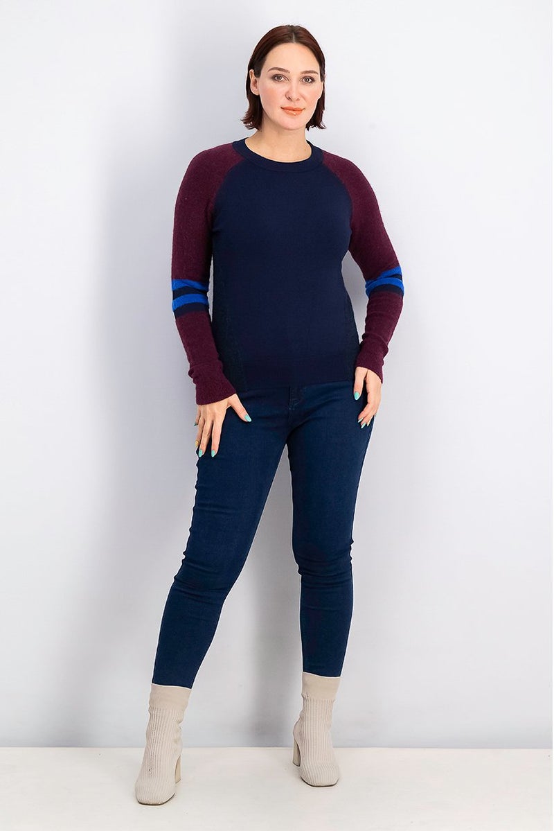 LACOSTE Women Crew Neck Textured Sweater, Navy Blue and Venda - Image 3
