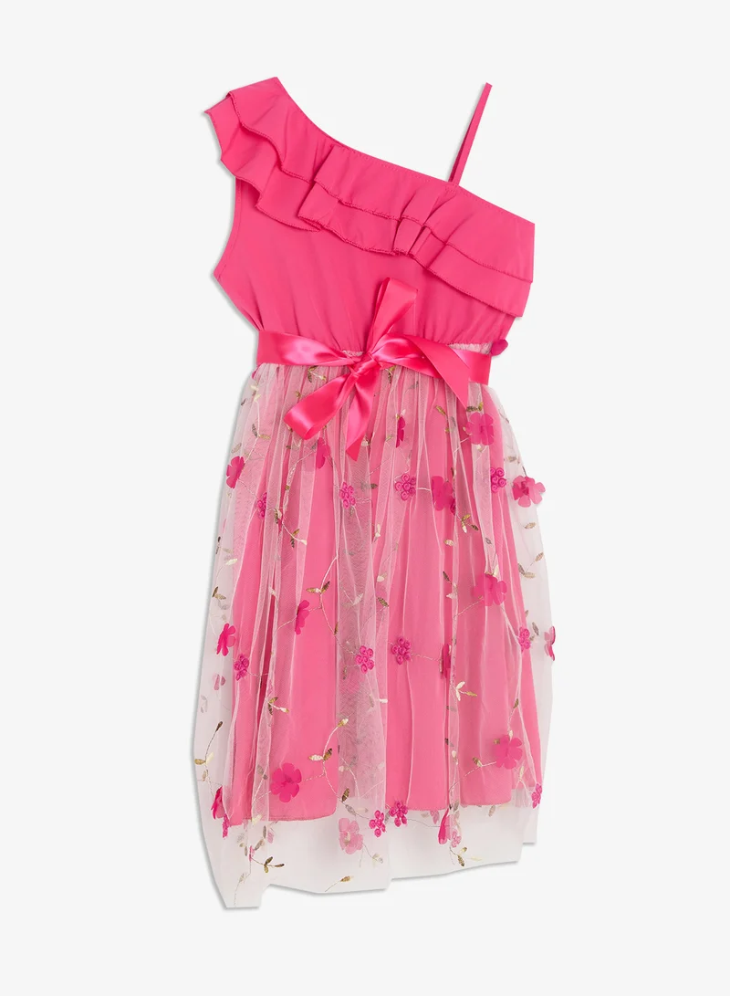 بنياتا فستان بفيونكة للمناسبات