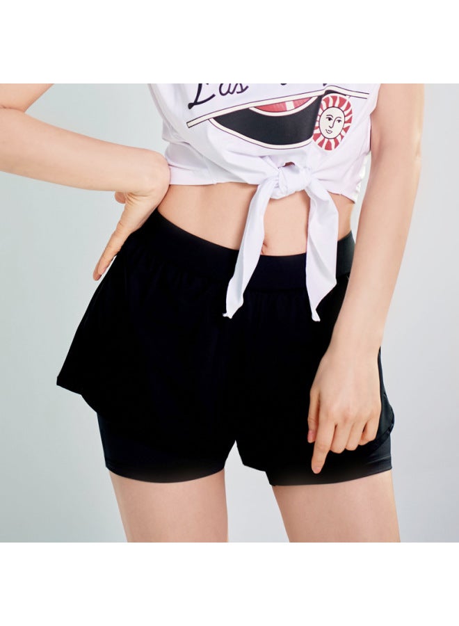 إسكدنيا شورت سباحة نسائي رياضي مزيف مكون من قطعتين بزاوية مسطحة ومضاد للجري وخفيف الوزن وواقي من الشمس سريع الجفاف في الربيع الساخن والغوص وركوب الأمواج - اللون: أسود - - Image 3