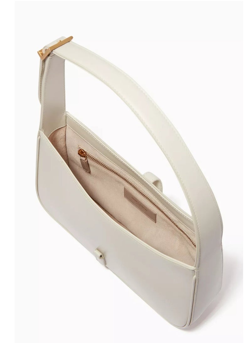 Yves Saint Laurent Le 5 À 7 Hobo Bag in Smooth Leather - Image 3