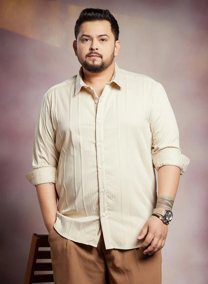 انستافاب بلس قميص رجالي بيج غير متماثل مريح للارتداء اليومي