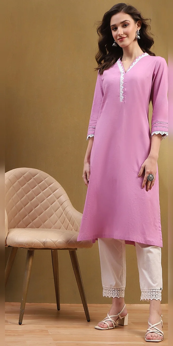 Women Pink Cotton Solid Regular Fit Straight Kurta
