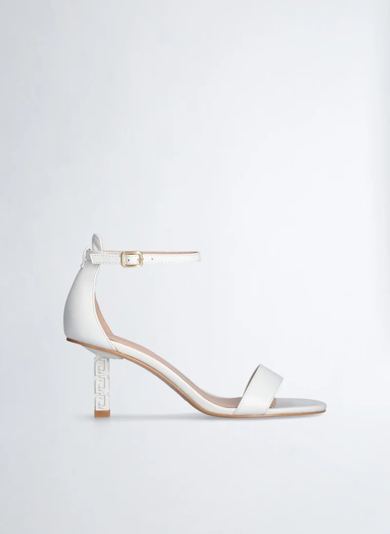 ليو جو صنادل بكعب ماركة