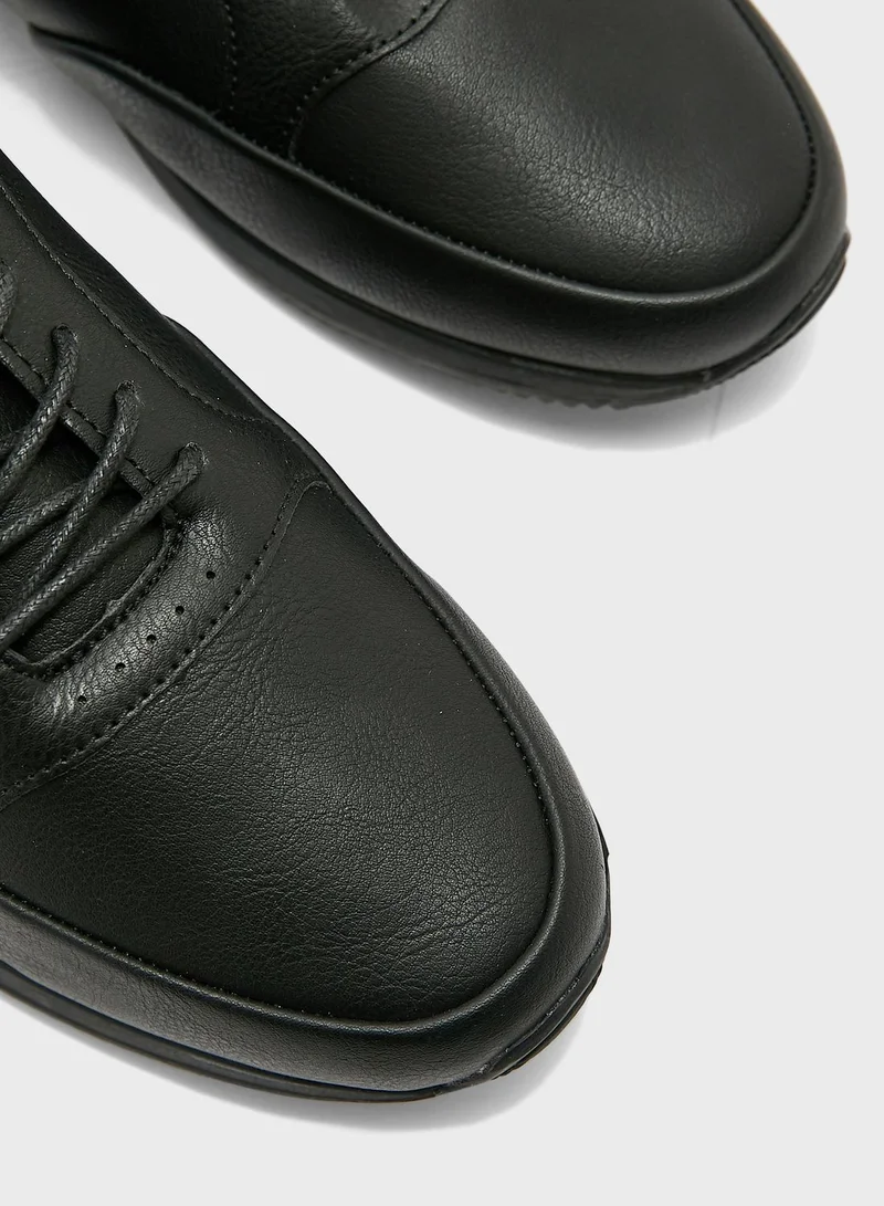 Robert Wood Sporty Casual Lace Up