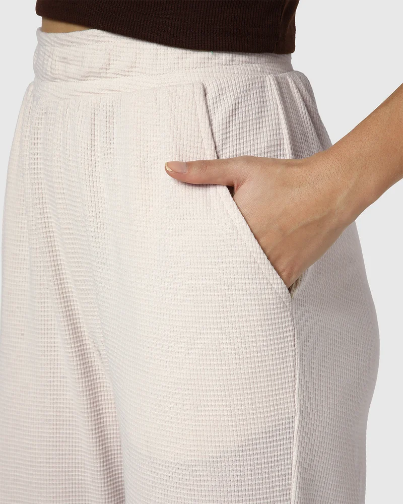 بيواكوف Women's Off White Textured Straight Fit Track Pants