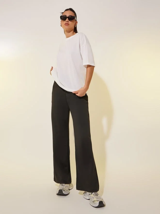 تايك تو تيشيرت جرافيك بطبعة دائرية