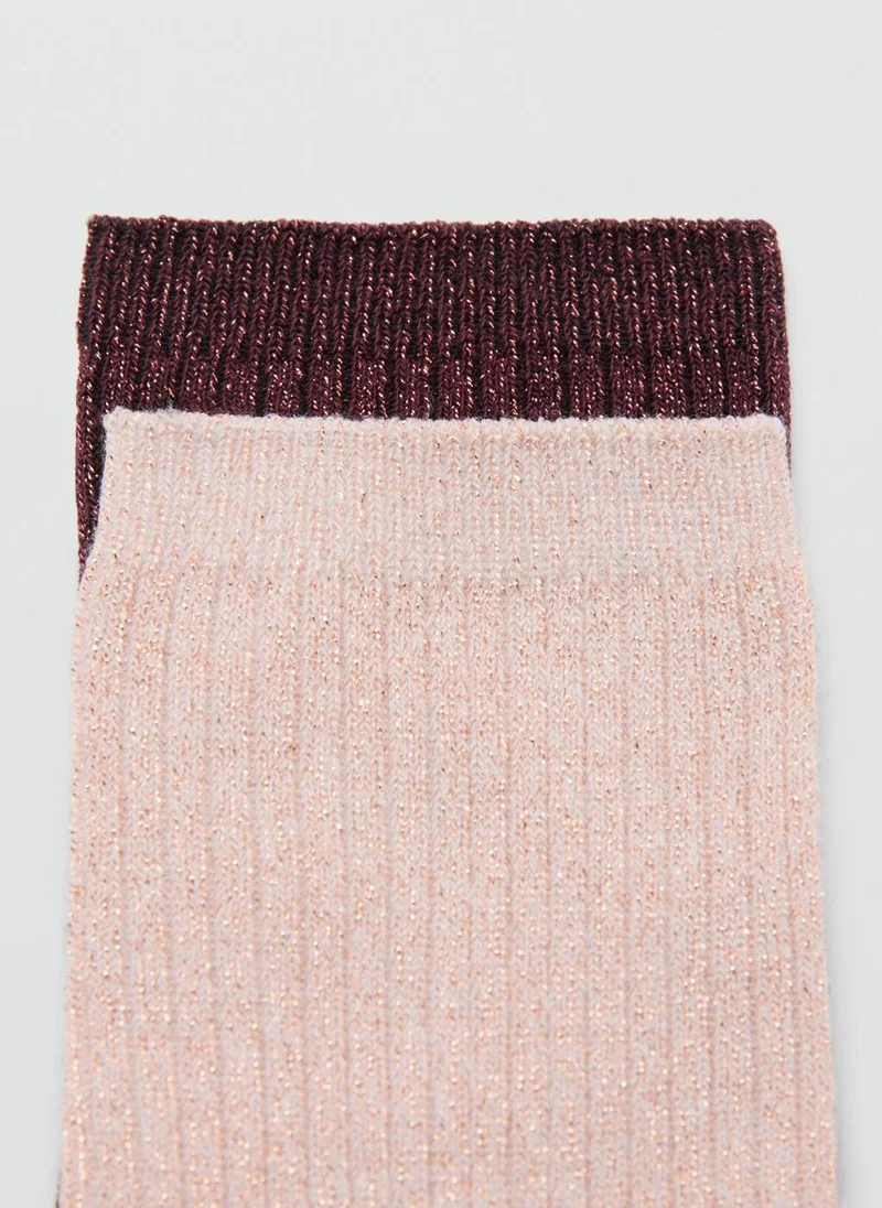 مانجو جوارب لامعة مضلعة