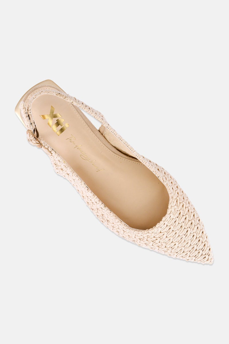 Xti Women Texture Adjustable Buckle Closure Pumps, Beige - Image 4