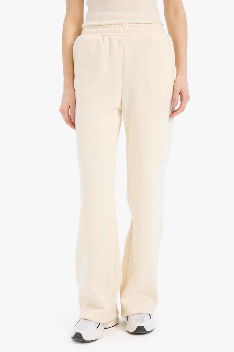 DeFacto Woman Straight Fit Elastic Waist High Waist Thick Basic Sweatpants - Image 1