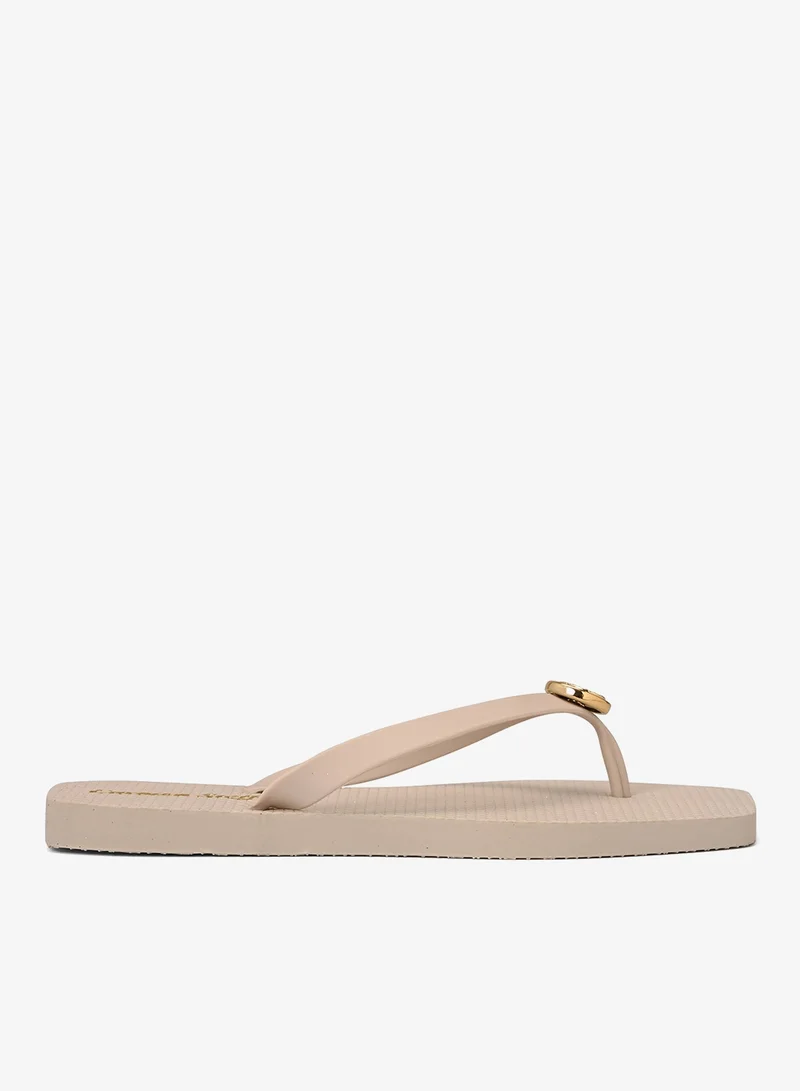 Carmen Steffens Off-White Flip-Flops