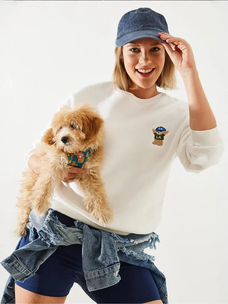 Bianco Lucci LUCCI Embroidered Cotton Crew Neck Sweatshirt