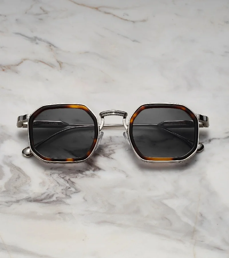 Explicit Poets Explicit Poets Unisex LEX Silver & Tortoise - Gradient Gray Stylish Sunglasses, A8EP7