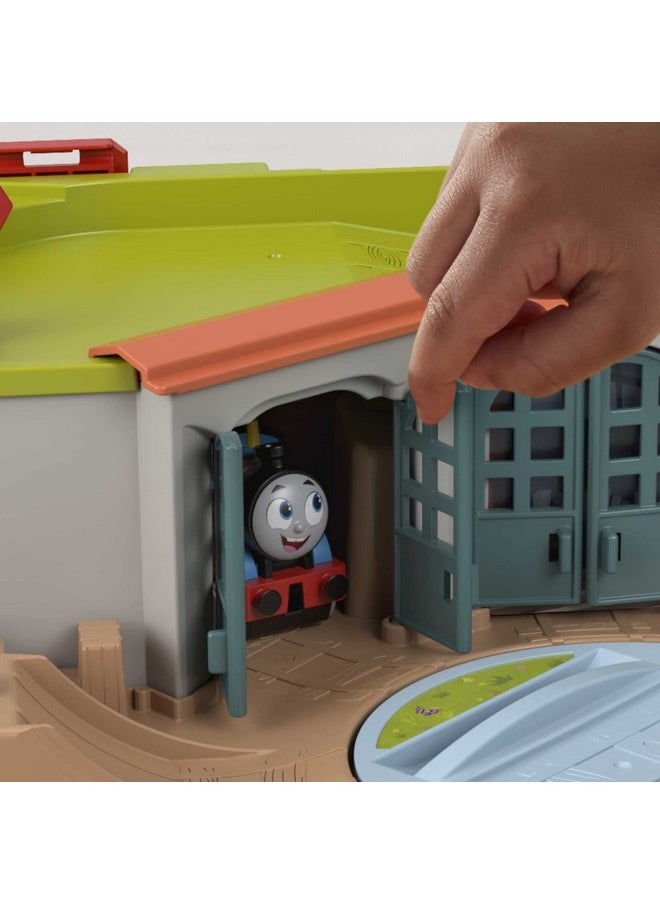 توماس آند فريندز مجموعة قطار Sodor Take-Along مع محرك توماس Diecast Push-Along للأطفال في مرحلة ما قبل المدرسة الذين تتراوح أعمارهم بين 3 سنوات فما فوق  - Image 4