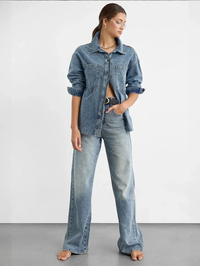 زوبعة معطف جينز واسع بجيوب مرقعة