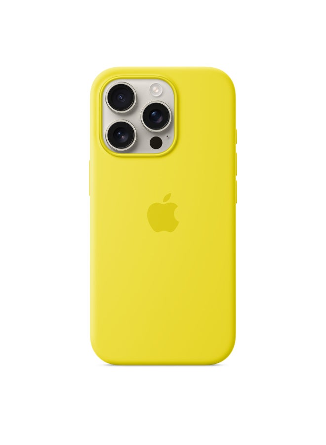 Apple iPhone 16 Pro Silicone Case With MagSafe - Star Fruit - Image 2