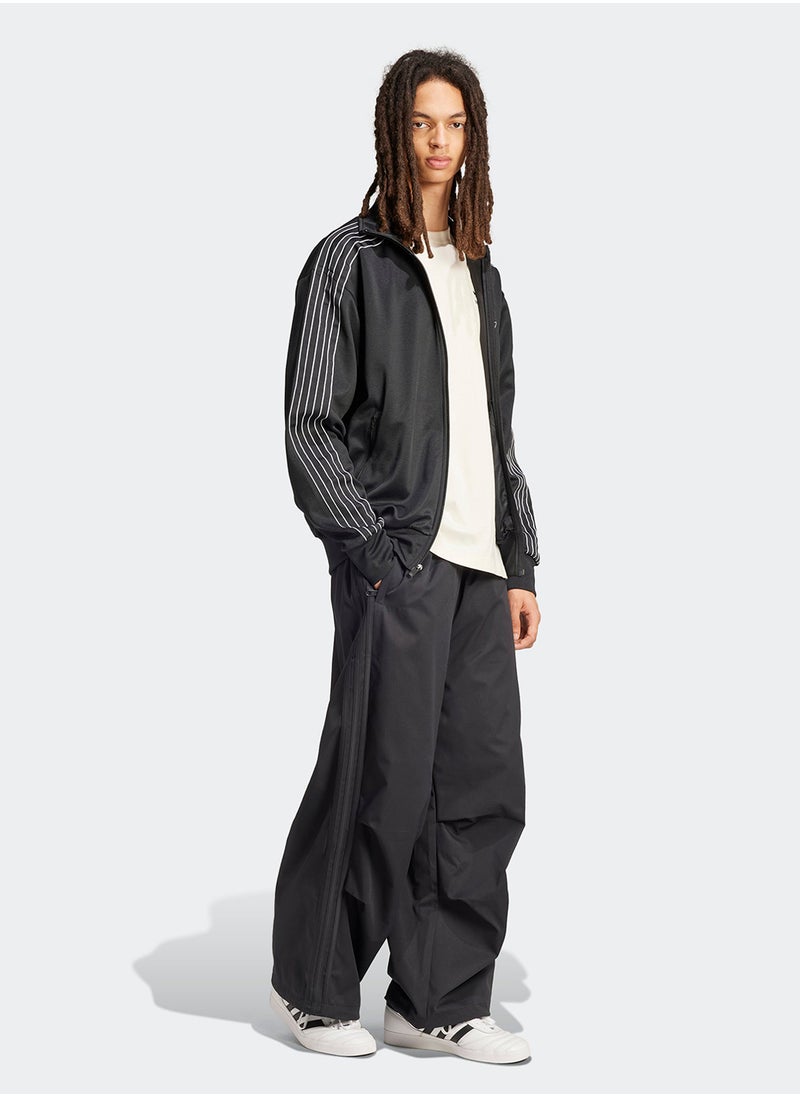 Parachute Sweatpants - pzsku/ZC46FF5E08A41379B8A4CZ/45/_/1739170471/449b6530-7319-4423-b555-1cd83aaf0176