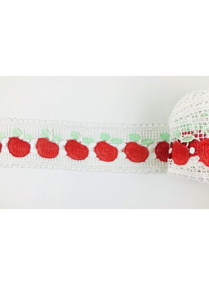 Generic Cotton, White with hand painted apple, 6.5 yards, Sewing Lace Trim 