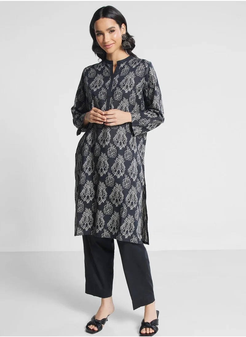 Nishat Linen Printed Button Detail Kurti & Pant Set