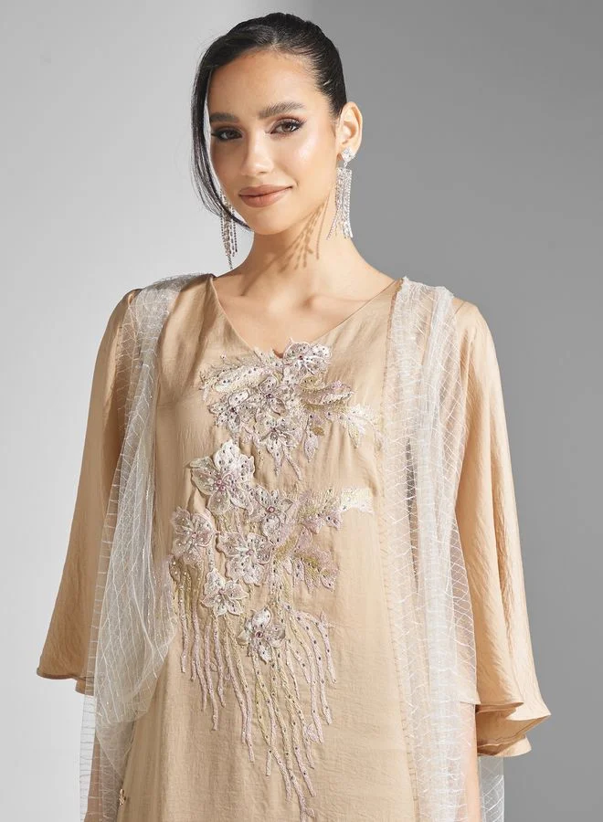 Fashion Trends by Suzy Matar Floral Flared Sleeve Dress