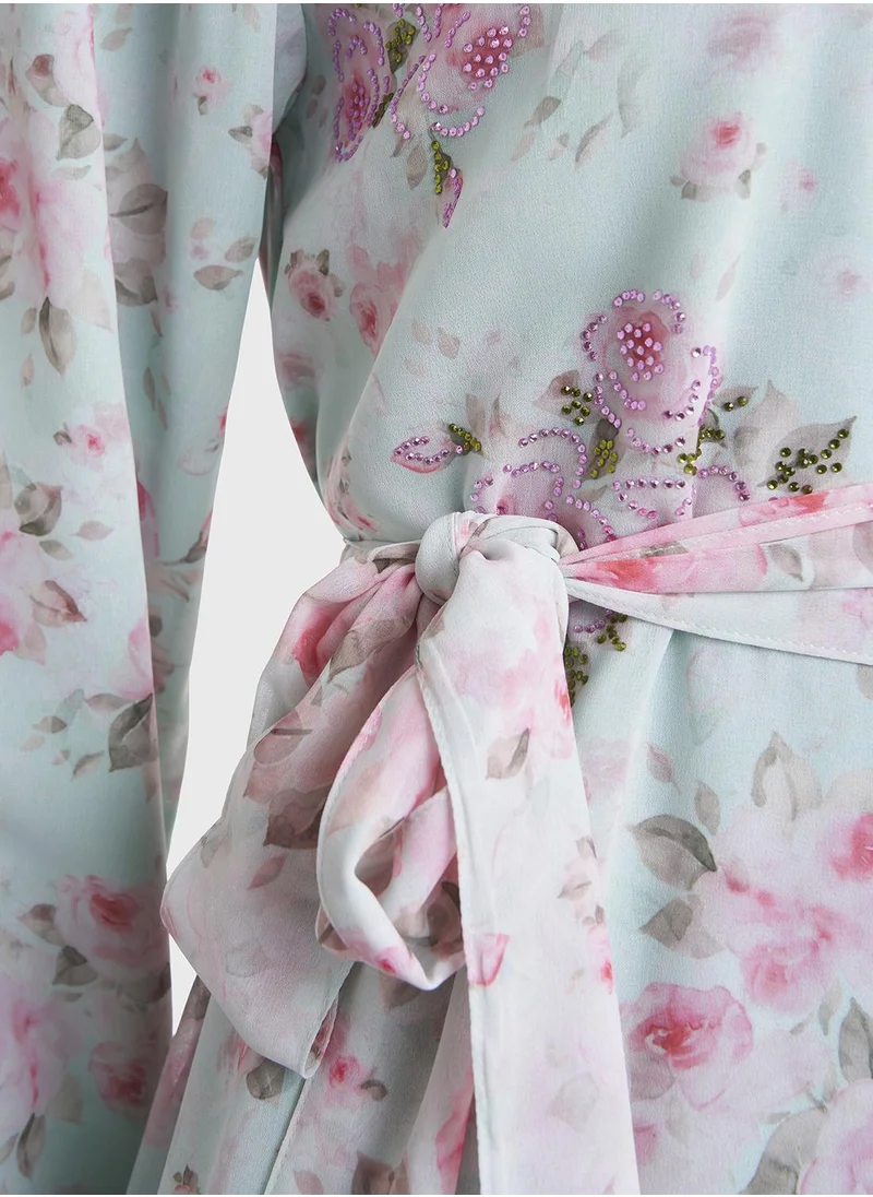 كشخة Floral Print Stonework Modest Dress