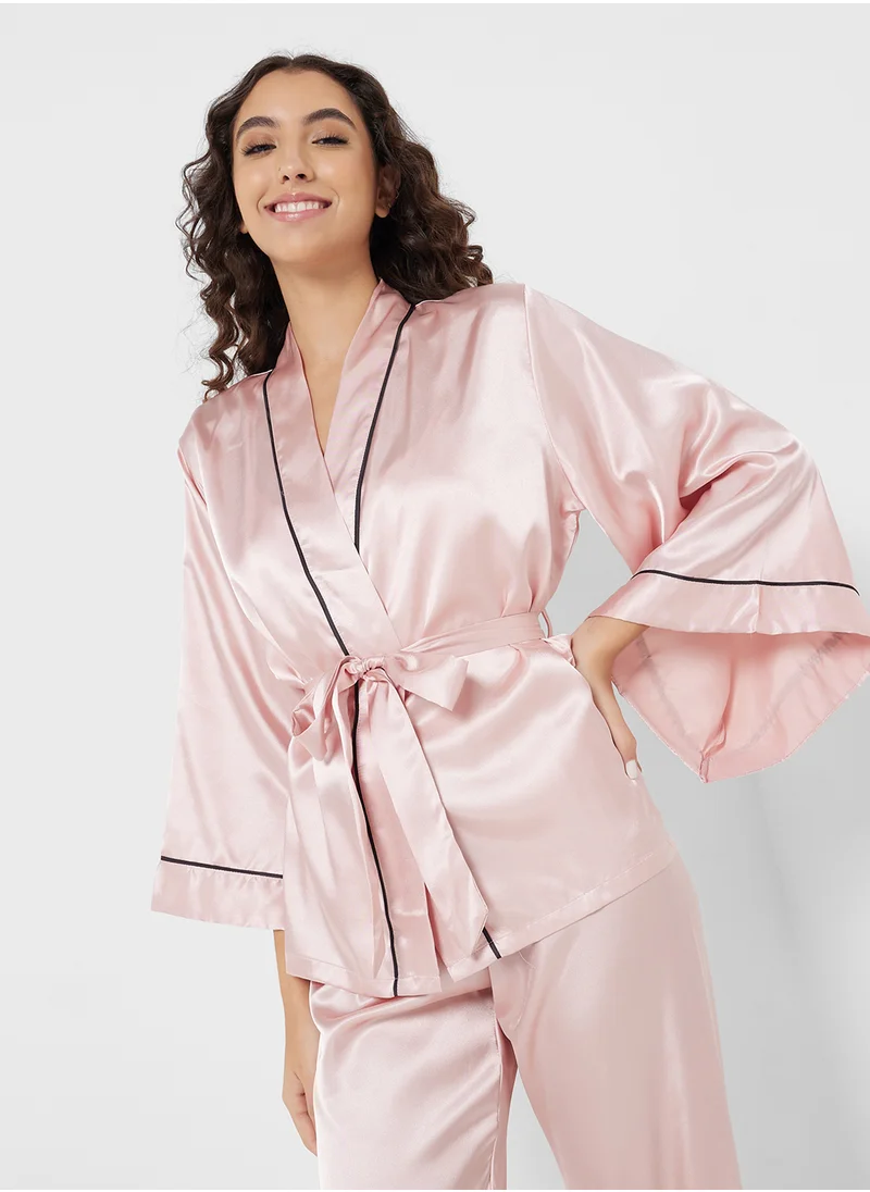 جينجر Satin Robe with Belt & Pyjama Set