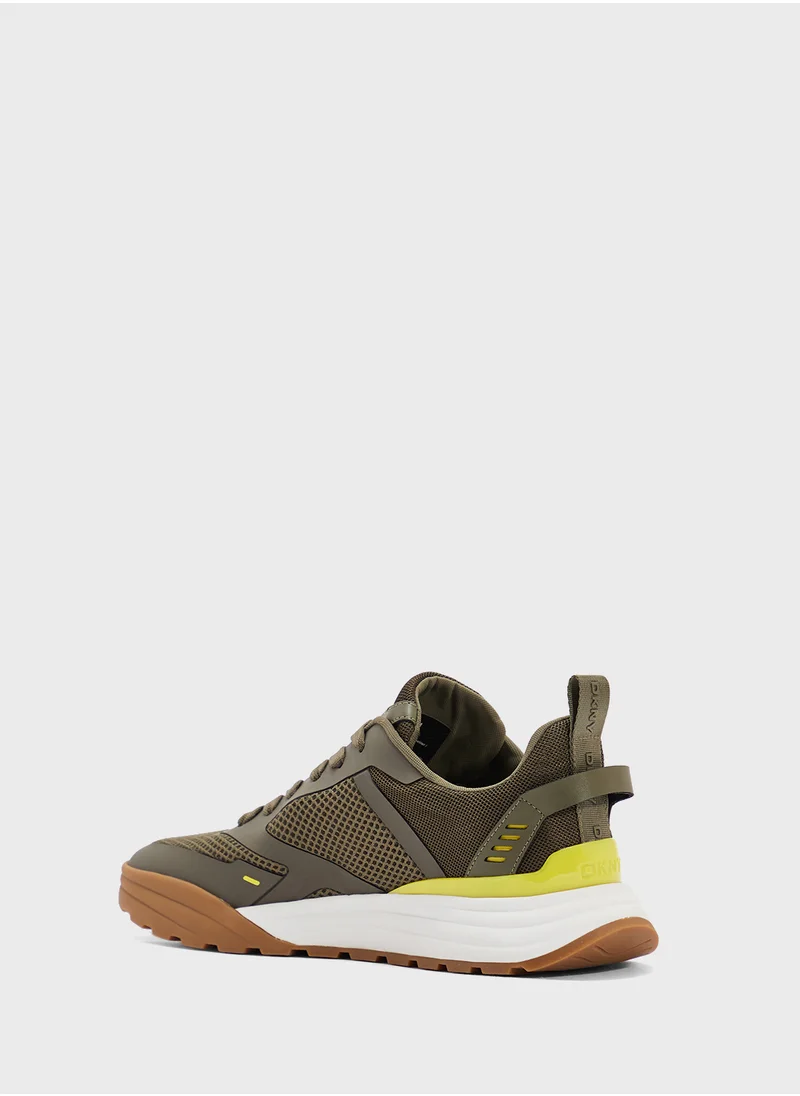 دكني Zaine Lace Up Low Top Sneaker