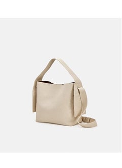 Commuting Essential: Medium - Sized Tote Bag with Practical Hanging Ears - pzsku/ZC47C2B58C7D96B5FA59FZ/45/_/1739005075/cc4df38f-688a-49a1-a1a1-3458c4567e39