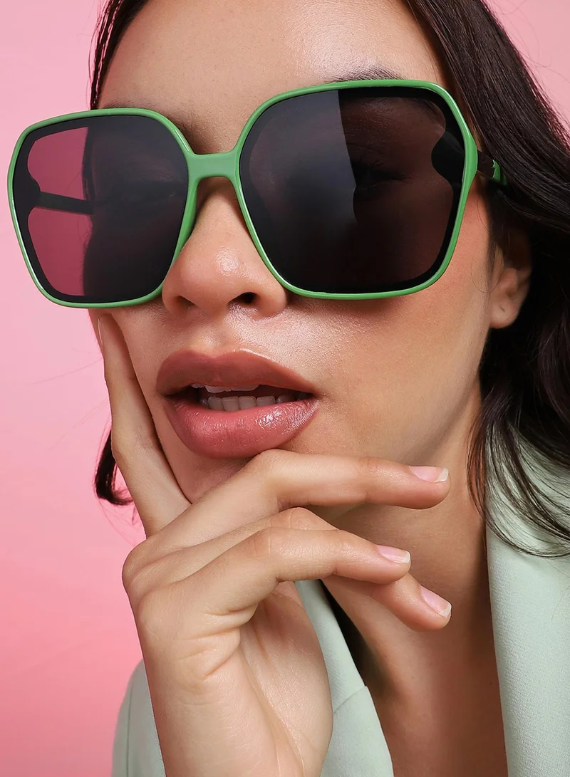 صوص هاوت Tinted Lens Green Frame Oversized Sunglass
