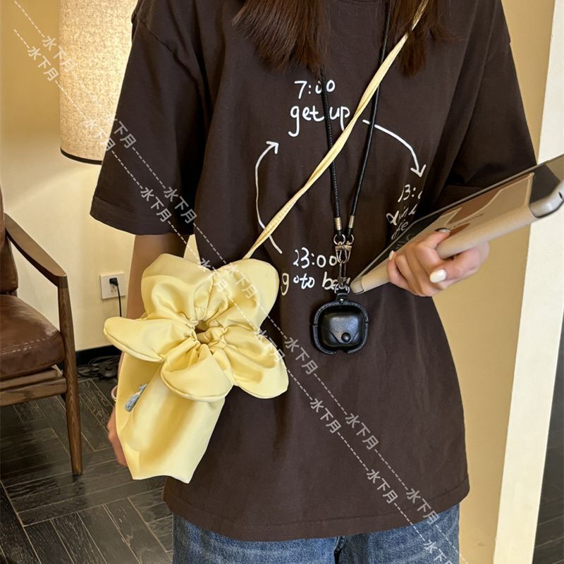 Cute Canvas Shoulder Bag with Flower Print for Women - Image 3