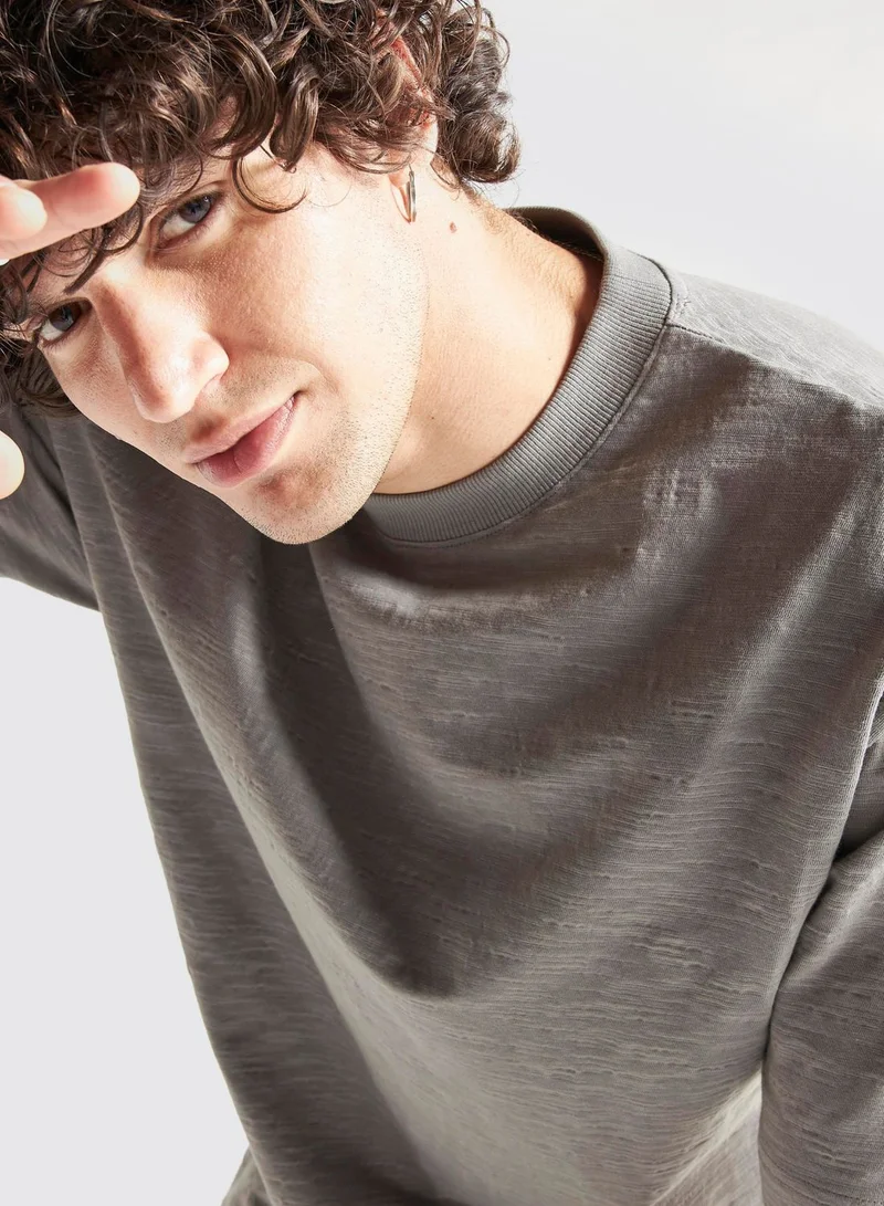 FAV Textured Crew Neck T-Shirt