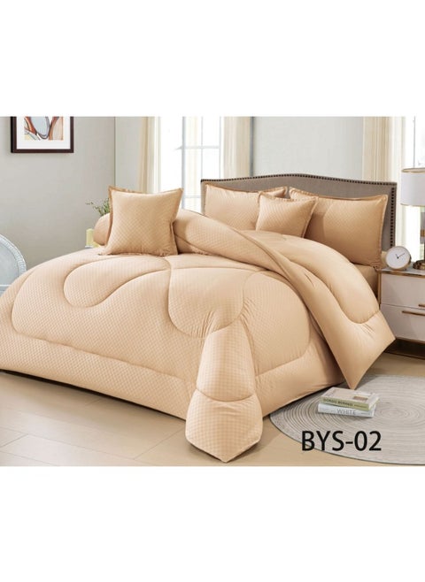 مفرش سرير مزدوج (نفرين) 7 قطع بلون بيج فاتح – لحاف مبطن ناعم – تصميم سادة أنيق – 220×240 سم
