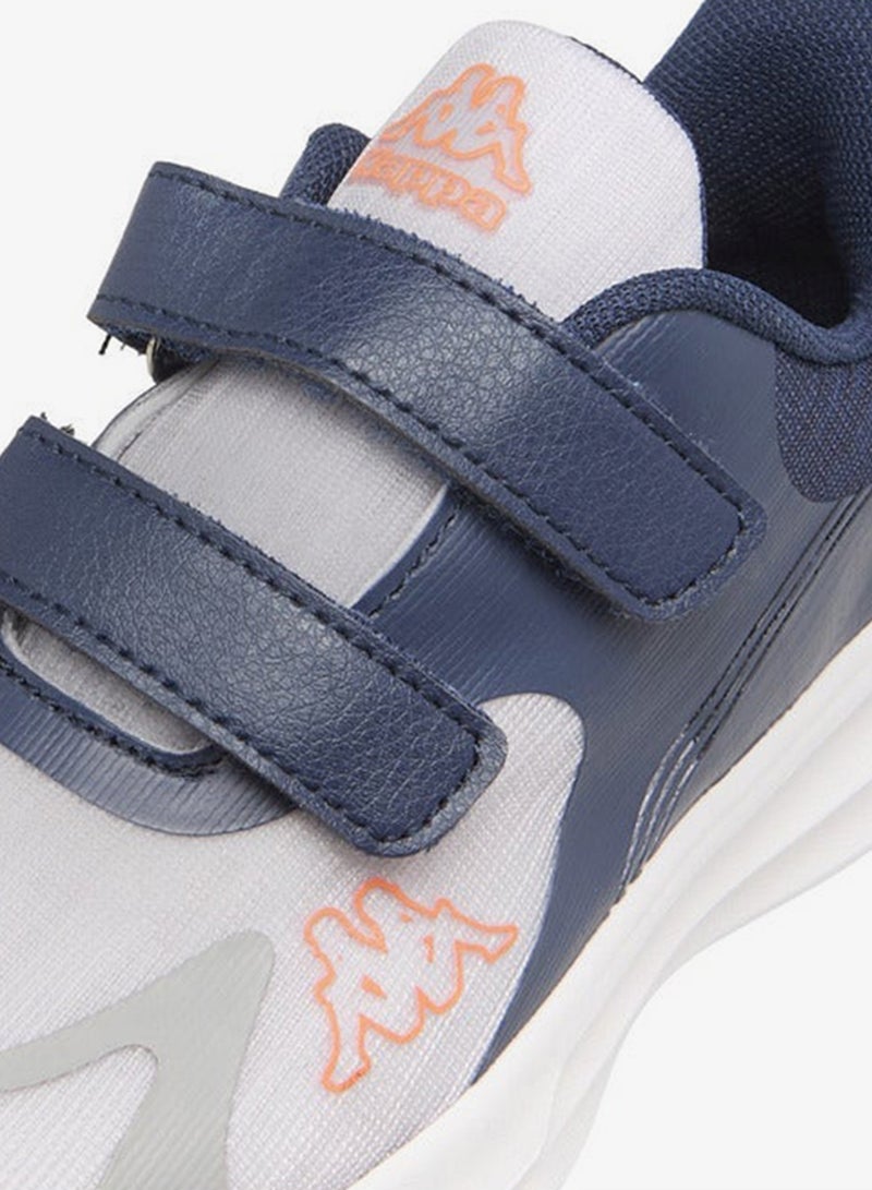 كابا أحذية رياضية للأولاد بتفاصيل شريط سحب وإغلاق بشريط لاصق - Image 4