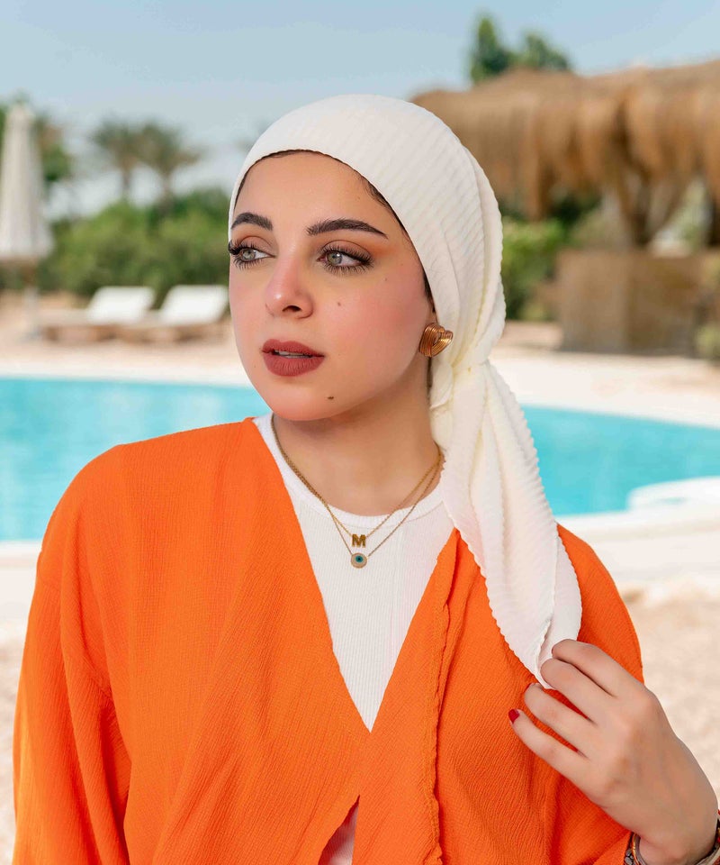 كايان طرحة ساتان أرماني بليسيه شيفون مربعة بتصميم مميز - متعدد الألوان - Image 1
