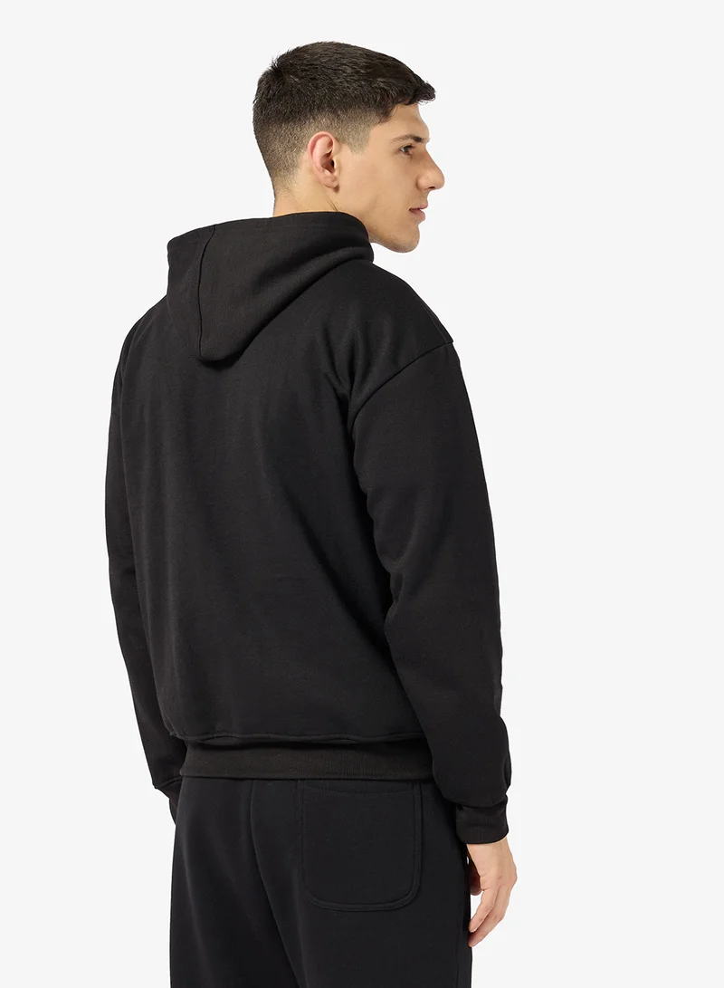 سفنتي فايف بيسيكس هودي بقصة عادية