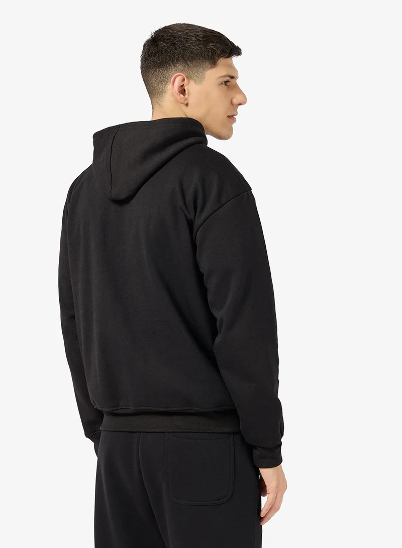 سفنتي فايف بيسيكس هودي بقصة عادية