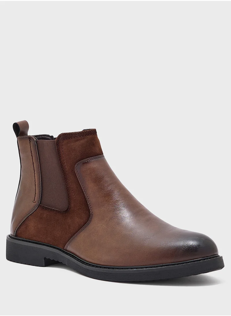 روبرت وود Faux Suede And Leather Chelsea Boots