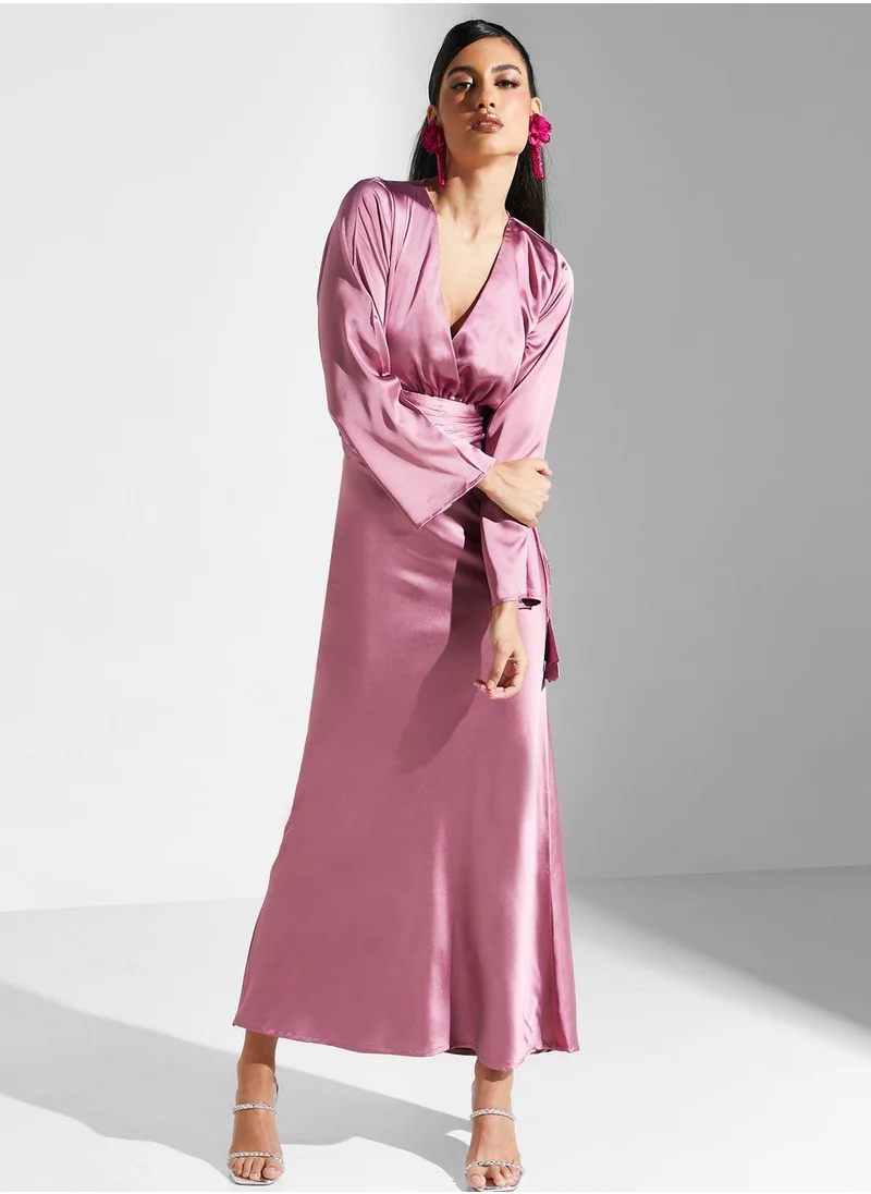 جولدن ابل V-Neck Knitted Dress