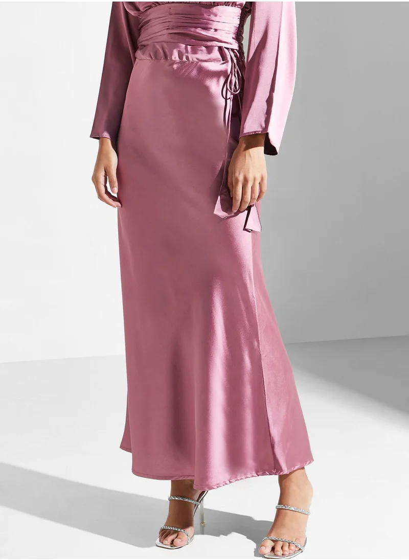 جولدن ابل V-Neck Knitted Dress