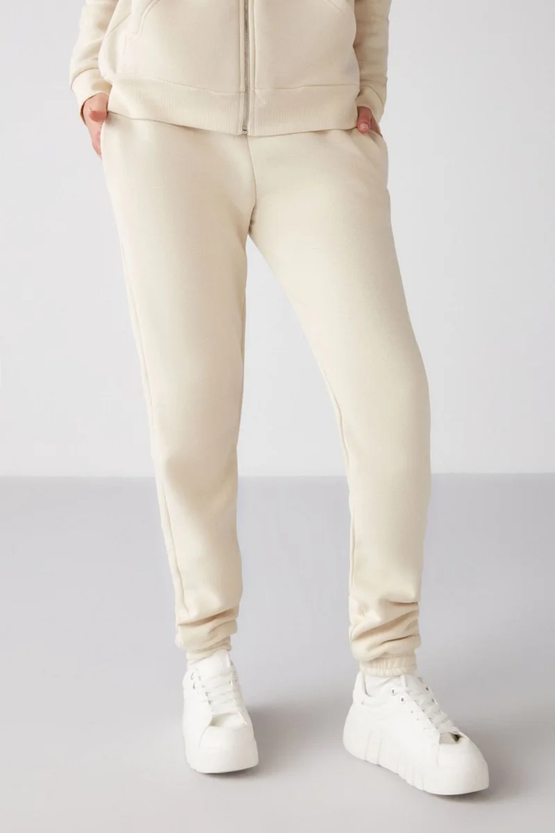 جريميلانج Marıtza Women's Regular Fit Elastic Waist and Leg Fleece Lined Vanilla Sweatpants