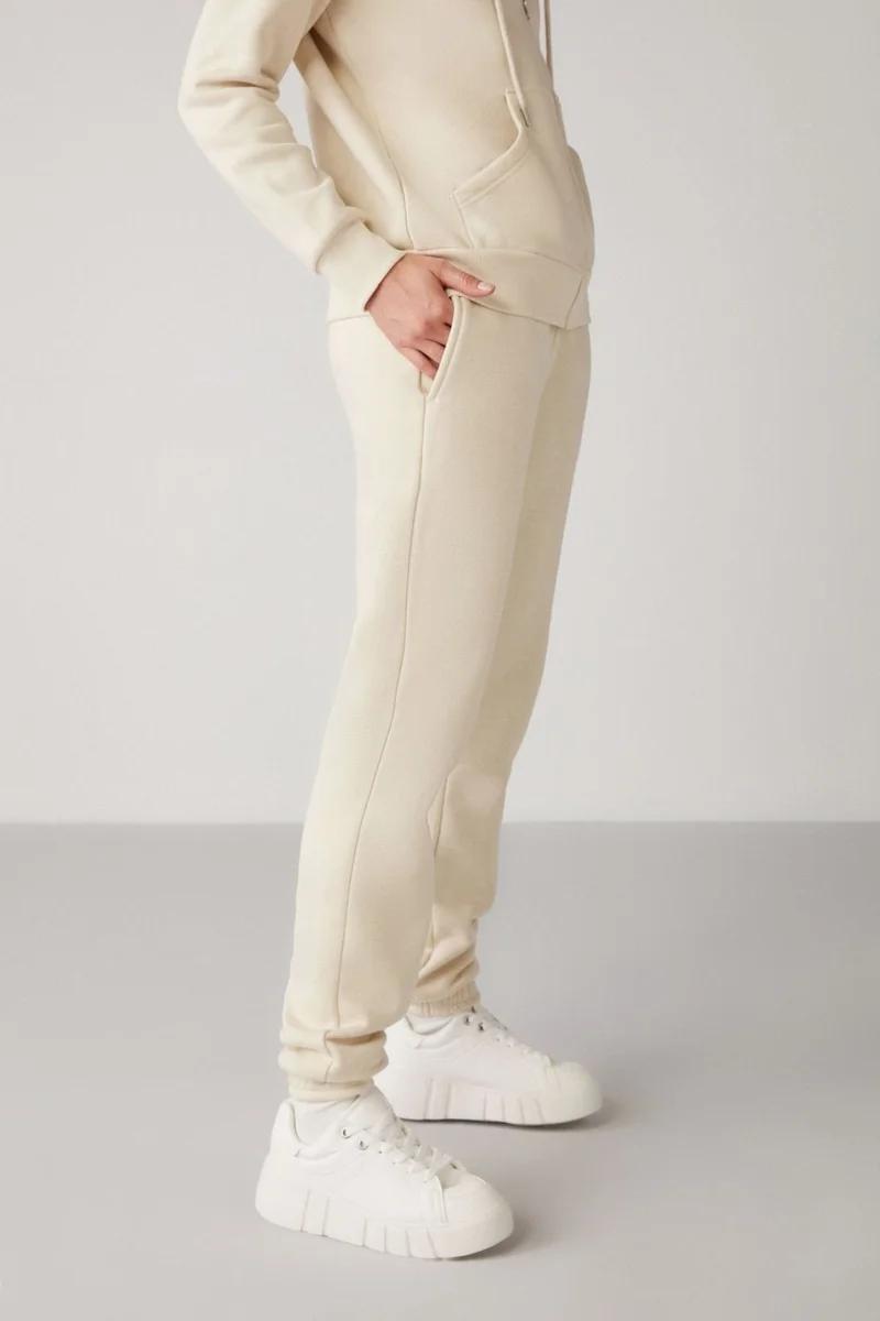 جريميلانج Marıtza Women's Regular Fit Elastic Waist and Leg Fleece Lined Vanilla Sweatpants