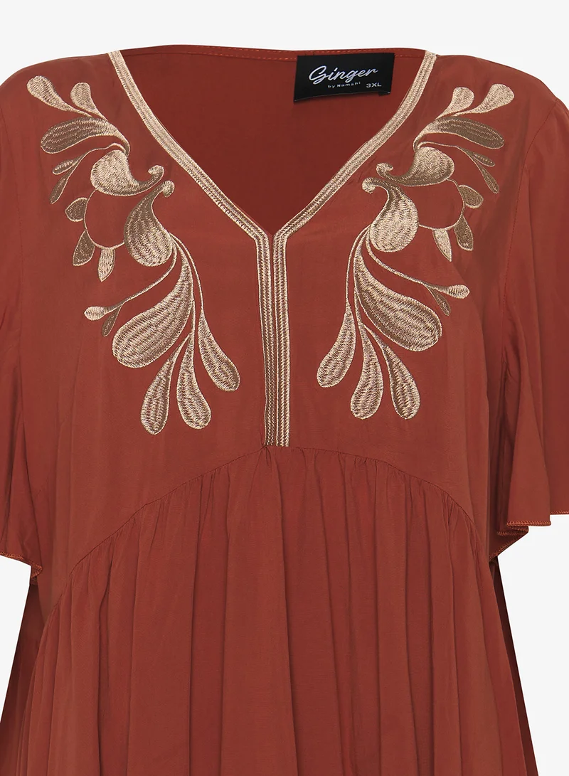 جينجر بلس V Neck Boho Embroidered Top