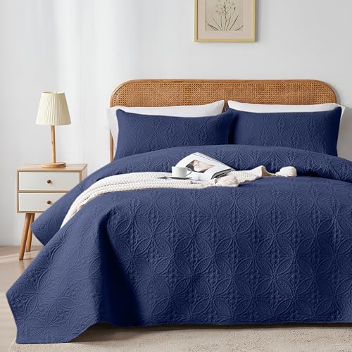 WURUIBO Full/Queen Quilt Set Navy Blue, Microfiber Lightweight Bedspreads, Ultrasonic Embossed Solid Coverlet, Thin Bedding Set for All Season, Soft Breathable Bed Cover(1 Quilt, 2 Pillow Shams) - Image 1
